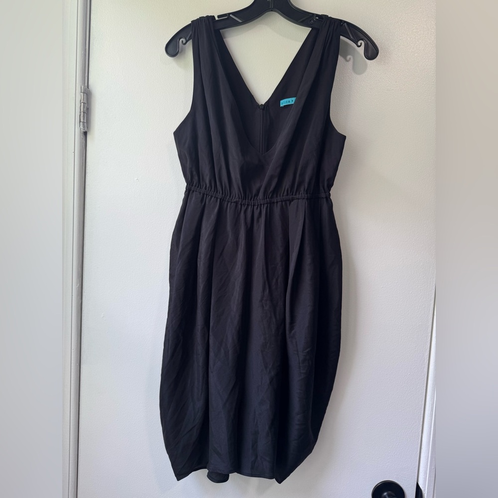 Alice + Olivia Black Sleeveless V-Neck Jumpsuit